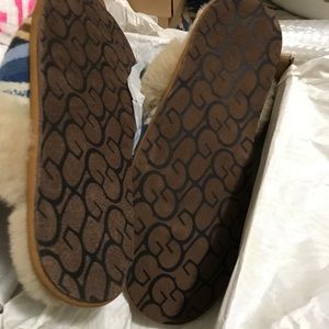 UGG Shoes - Ugg slippers UGG Shoes - Ugg slippers